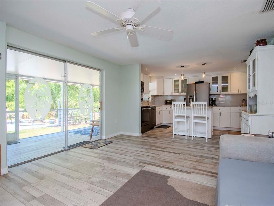 For Sale: $667,900 (3 beds, 2 baths, 2265 Square Feet)