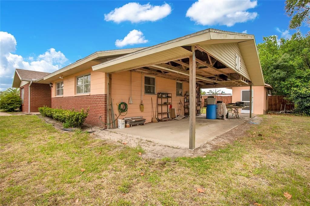 For Sale: $230,000 (3 beds, 2 baths, 1674 Square Feet)