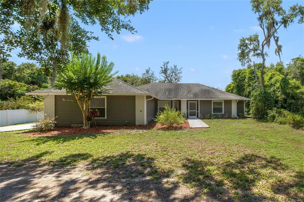 Active With Contract: $3,150 (4 beds, 2 baths, 2200 Square Feet)