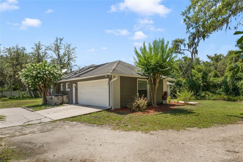 Active With Contract: $3,150 (4 beds, 2 baths, 2200 Square Feet)