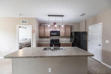 For Sale: $385,000 (3 beds, 1 baths, 1690 Square Feet)