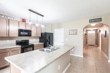 For Sale: $385,000 (3 beds, 1 baths, 1690 Square Feet)