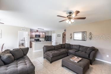 For Sale: $385,000 (3 beds, 1 baths, 1690 Square Feet)