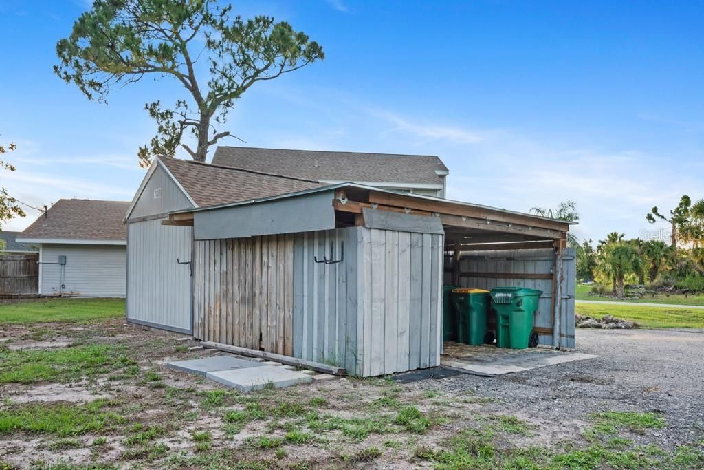 Active With Contract: $285,000 (5 beds, 2 baths, 1725 Square Feet)