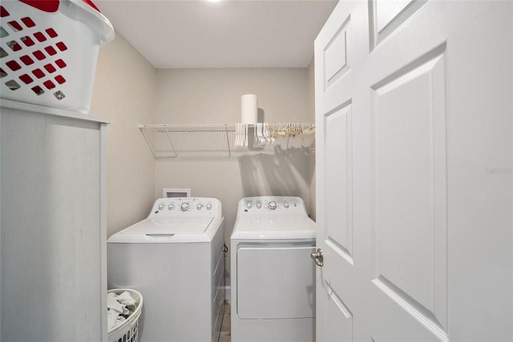 For Sale: $259,000 (3 beds, 2 baths, 1349 Square Feet)