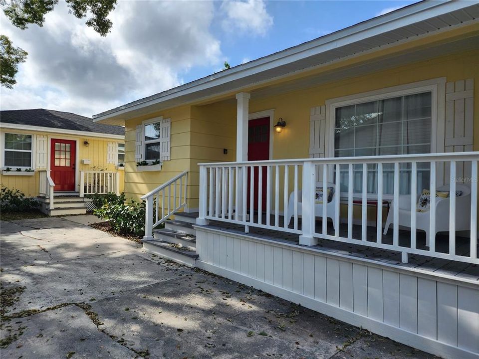 For Rent: $2,575 (3 beds, 2 baths, 916 Square Feet)