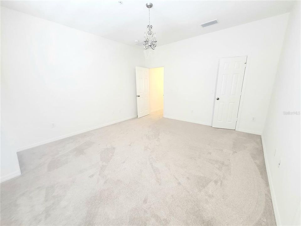 For Rent: $2,250 (2 beds, 2 baths, 1228 Square Feet)