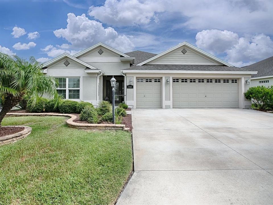 WELCOME HOME TO CEDAR WAXWING DRIVE IN THE VILLAGES, FL