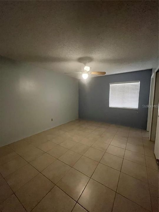 For Rent: $2,395 (3 beds, 2 baths, 1351 Square Feet)