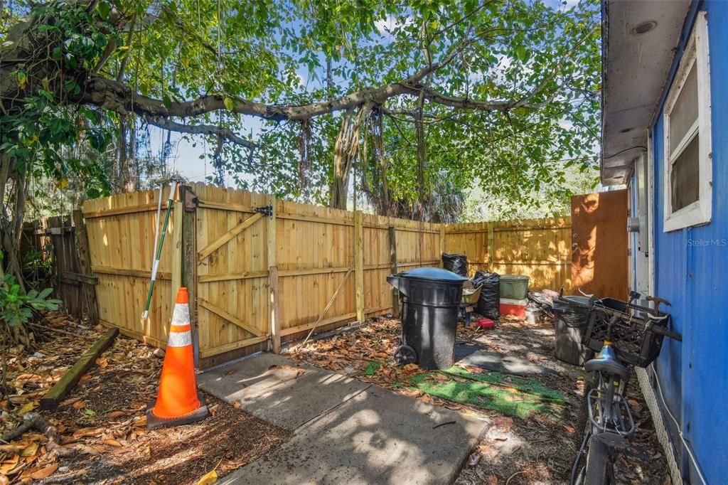 Alley Entrance for Back House