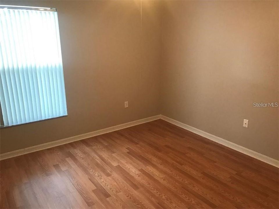 For Rent: $2,095 (3 beds, 2 baths, 1760 Square Feet)