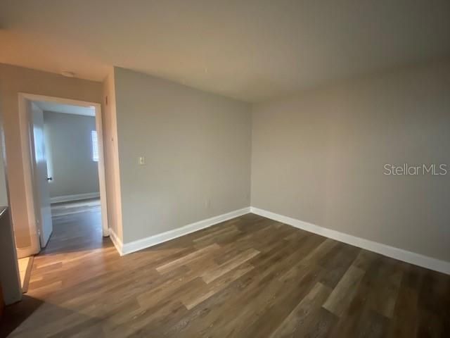 Active With Contract: $1,100 (1 beds, 1 baths, 494 Square Feet)