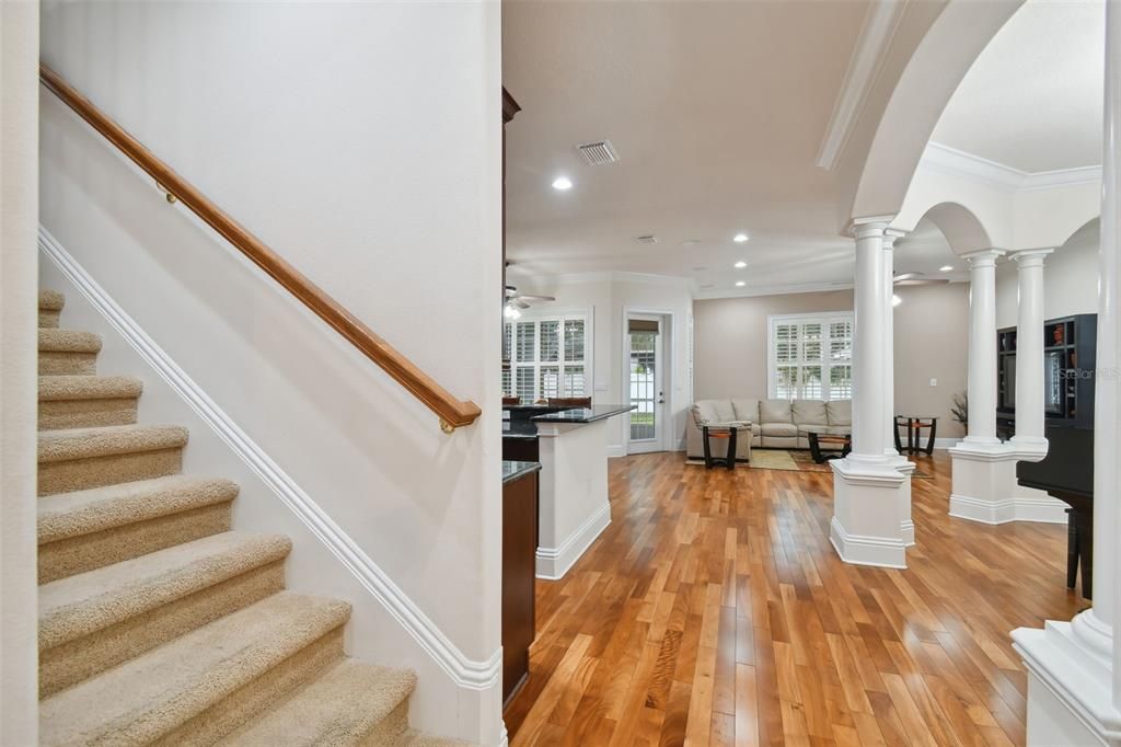 Hallway to living room and kitchen