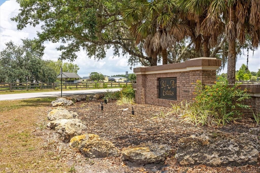 For Sale: $1,475,000 (3 beds, 2 baths, 2929 Square Feet)