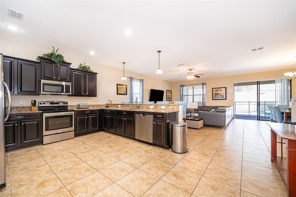 Nice large open kitchen