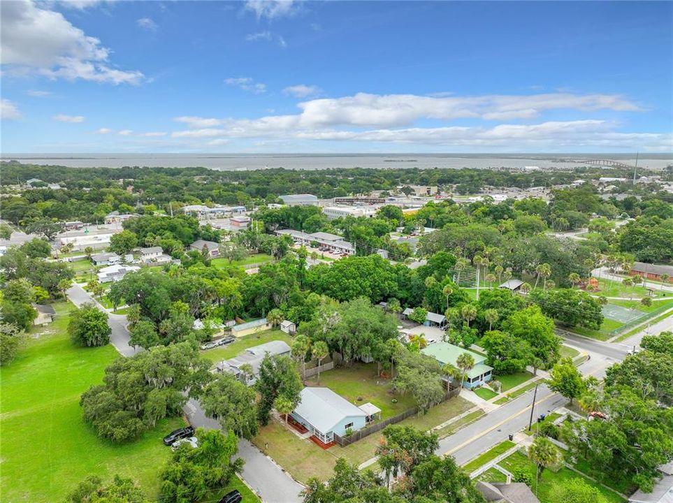 For Sale: $275,000 (3 beds, 2 baths, 1344 Square Feet)