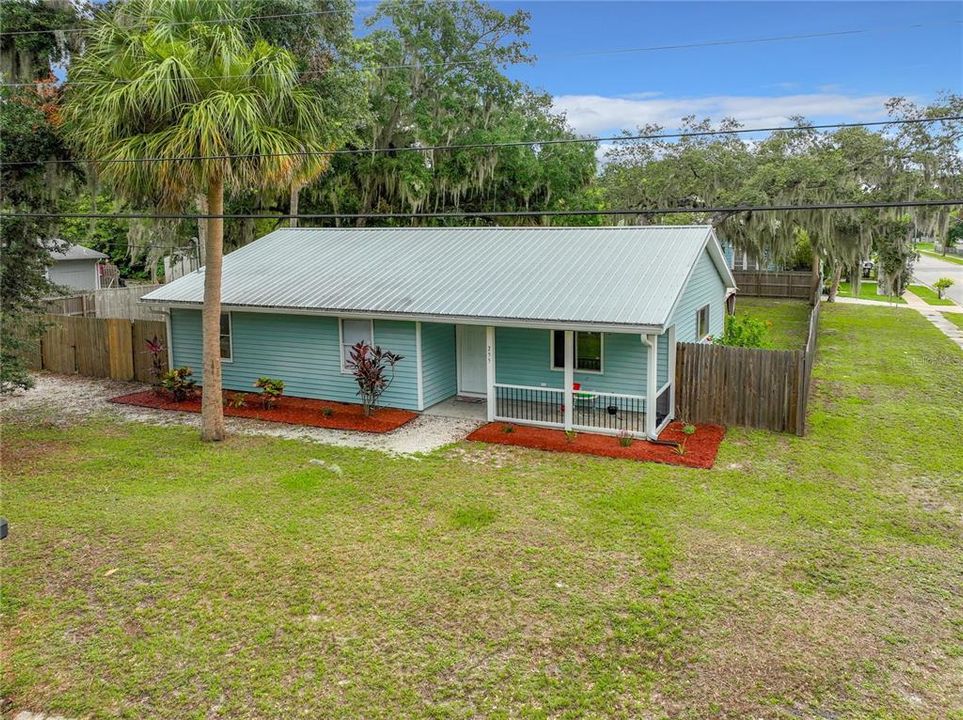 For Sale: $280,000 (3 beds, 2 baths, 1344 Square Feet)