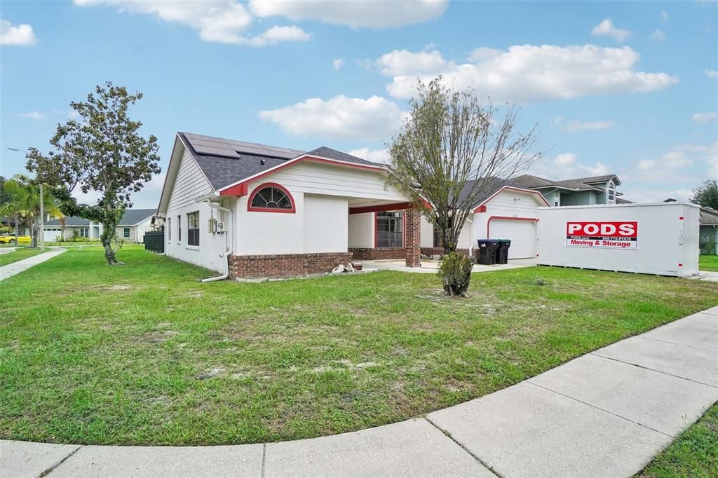 For Sale: $448,985 (4 beds, 2 baths, 2077 Square Feet)