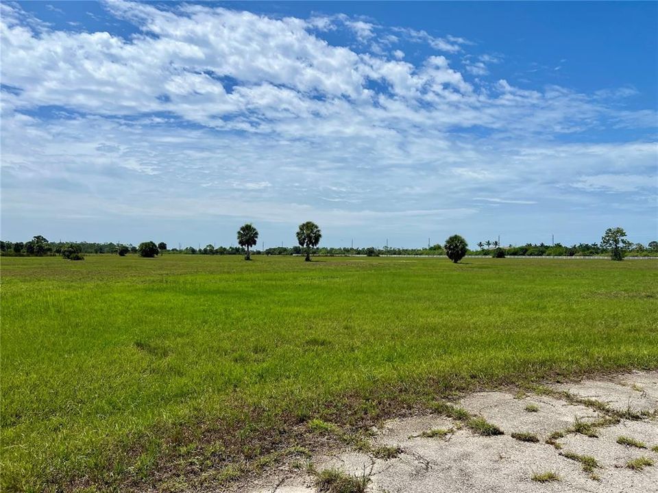 En Venta: $24,900 (0.21 acres)