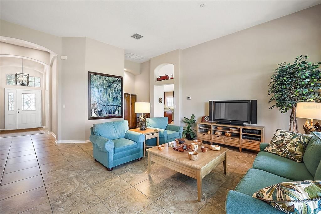 For Sale: $419,900 (3 beds, 2 baths, 2611 Square Feet)