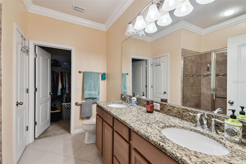 Active With Contract: $445,000 (3 beds, 2 baths, 2043 Square Feet)