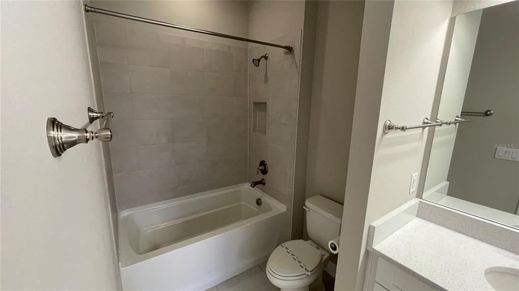 В аренду: $3,500 (3 спален, 2 ванн, 1926 Квадратных фут)
