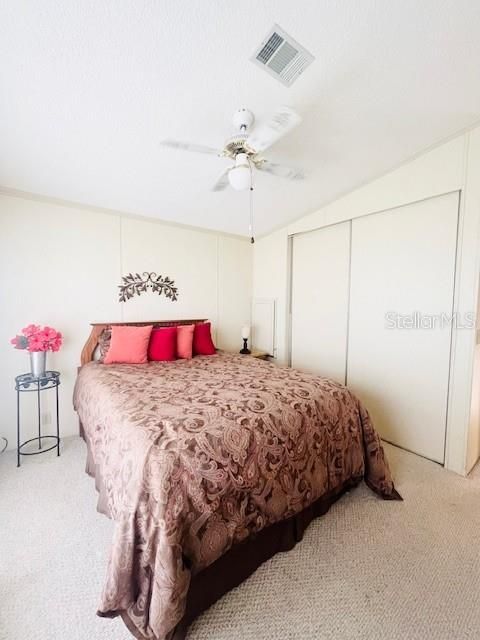 For Sale: $175,000 (2 beds, 2 baths, 1299 Square Feet)
