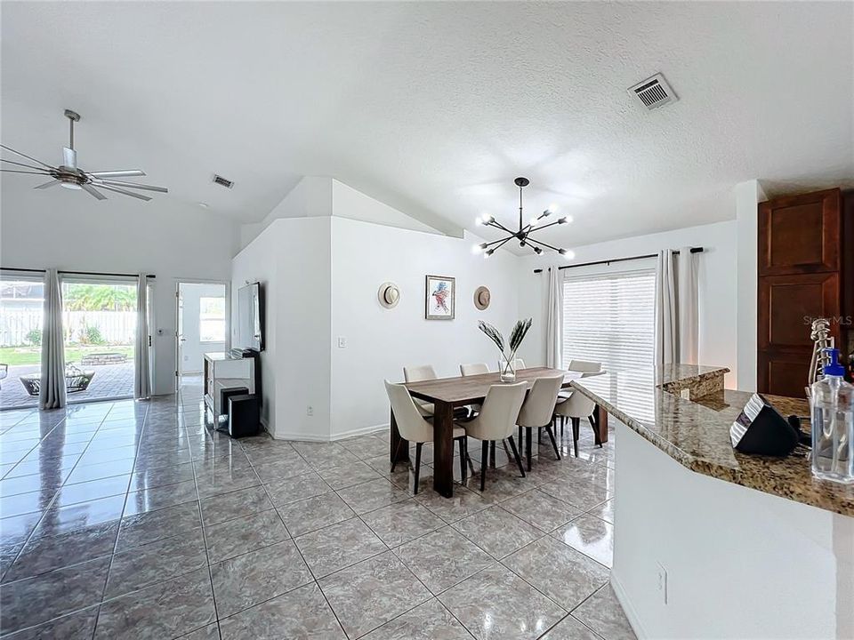 For Sale: $485,000 (4 beds, 2 baths, 1643 Square Feet)