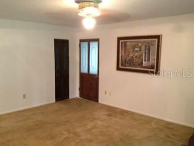 Recently Rented: $1,700 (3 beds, 2 baths, 2148 Square Feet)