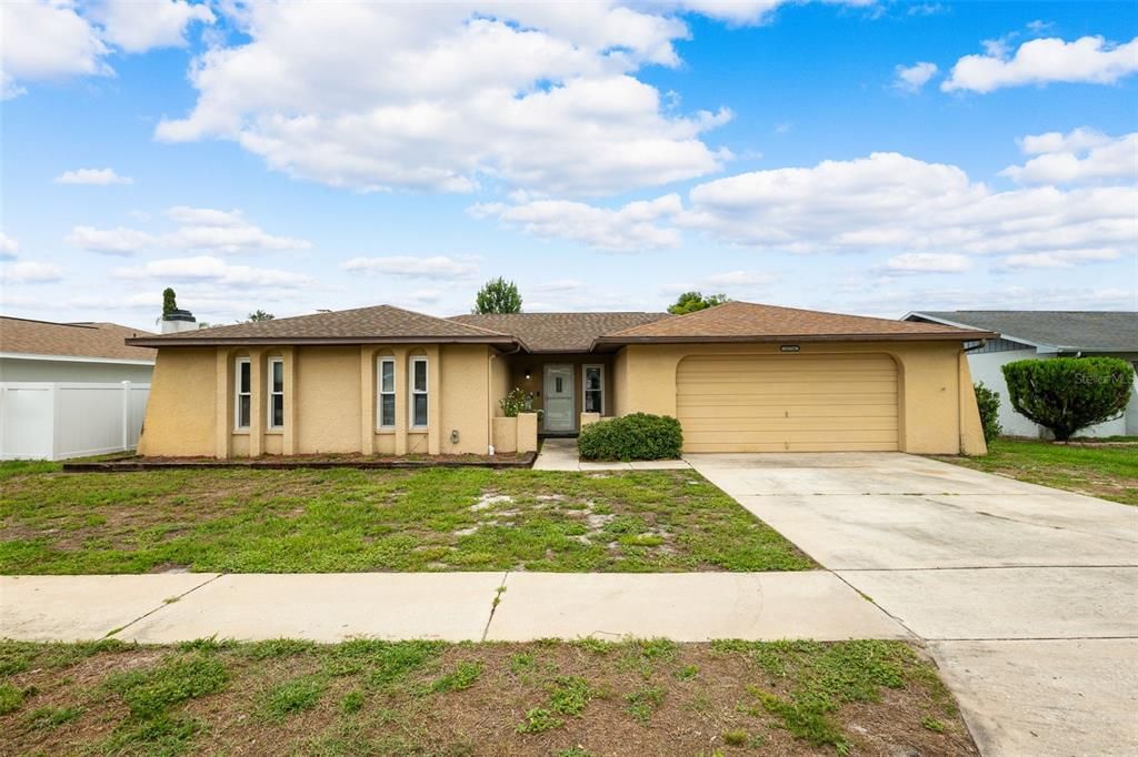 For Sale: $315,000 (3 beds, 2 baths, 1708 Square Feet)