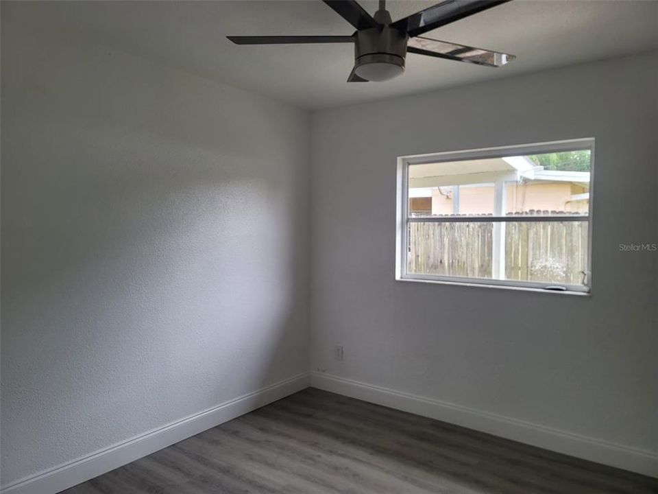 For Sale: $375,000 (3 beds, 1 baths, 1056 Square Feet)