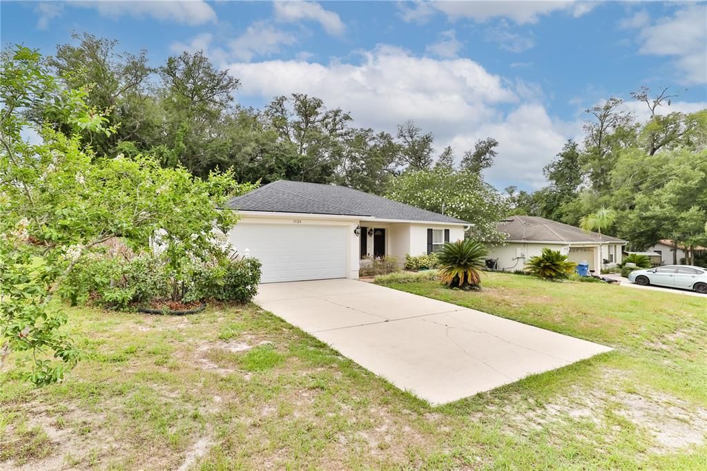 For Sale: $310,000 (3 beds, 2 baths, 1346 Square Feet)