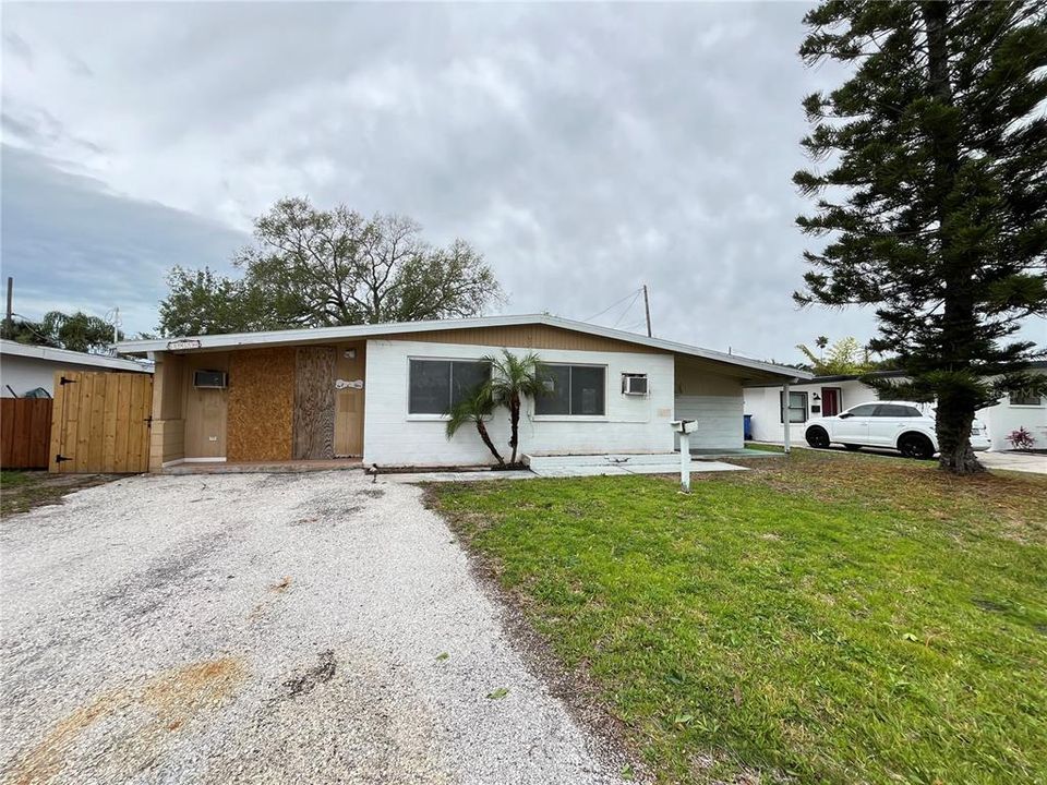 For Sale: $324,900 (3 beds, 2 baths, 1140 Square Feet)