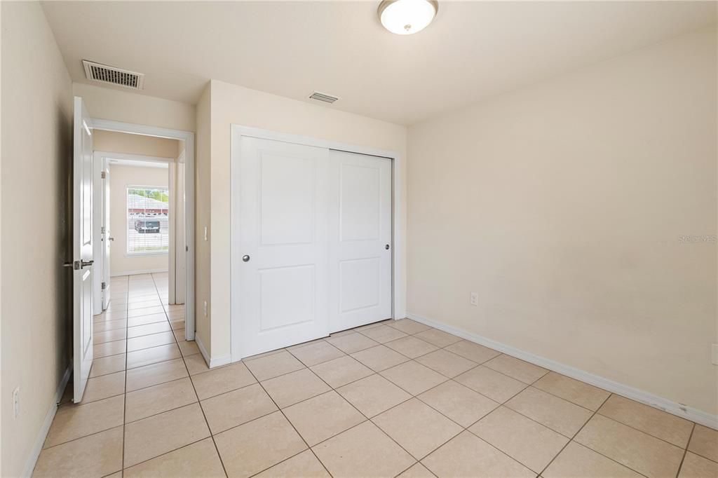 For Rent: $1,995 (3 beds, 2 baths, 1131 Square Feet)