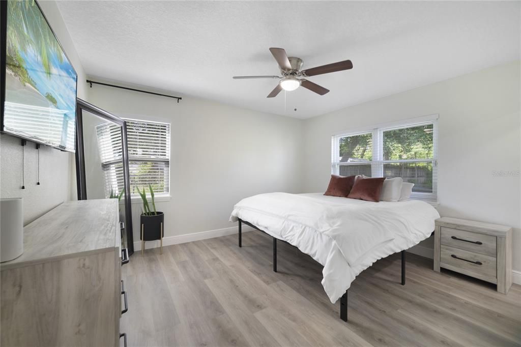 For Sale: $395,000 (3 beds, 2 baths, 1482 Square Feet)