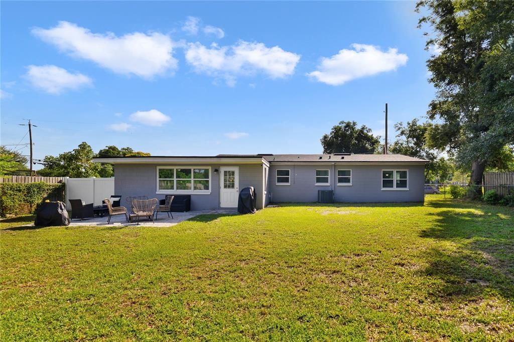 For Sale: $395,000 (3 beds, 2 baths, 1482 Square Feet)