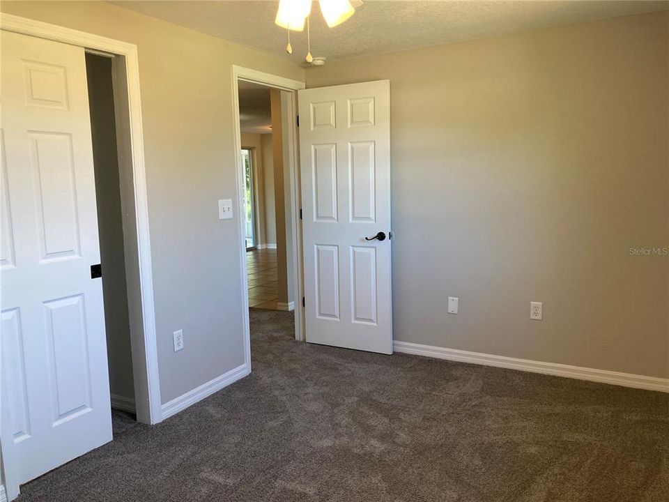 For Rent: $1,695 (2 beds, 1 baths, 720 Square Feet)
