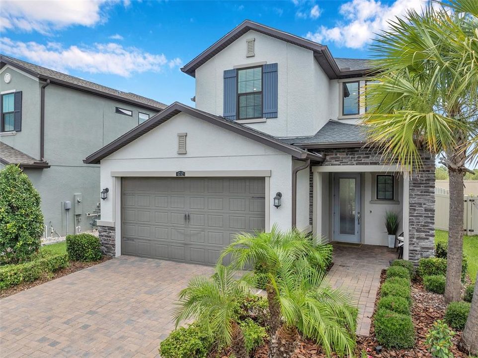 Active With Contract: $575,000 (4 beds, 3 baths, 2300 Square Feet)