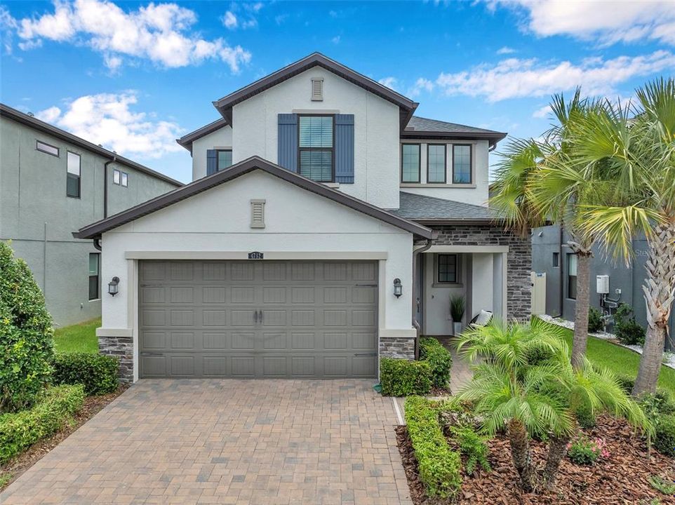 Active With Contract: $575,000 (4 beds, 3 baths, 2300 Square Feet)