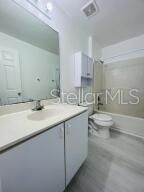 For Rent: $2,360 (4 beds, 2 baths, 2215 Square Feet)