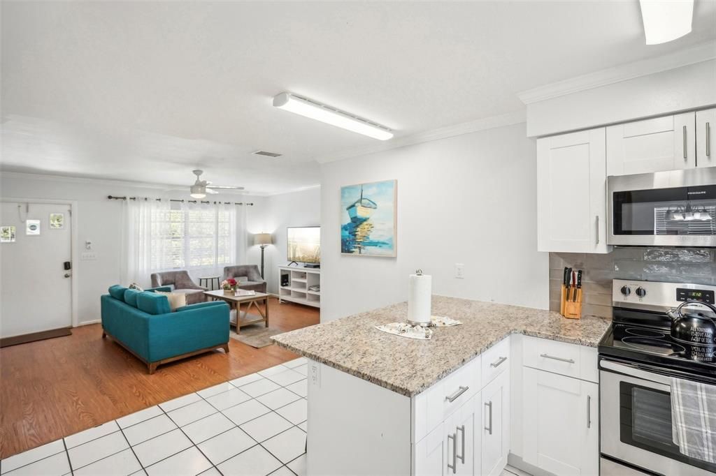 Active With Contract: $369,900 (4 beds, 2 baths, 1427 Square Feet)