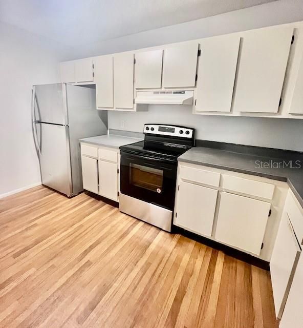 For Rent: $1,600 (2 beds, 2 baths, 1126 Square Feet)