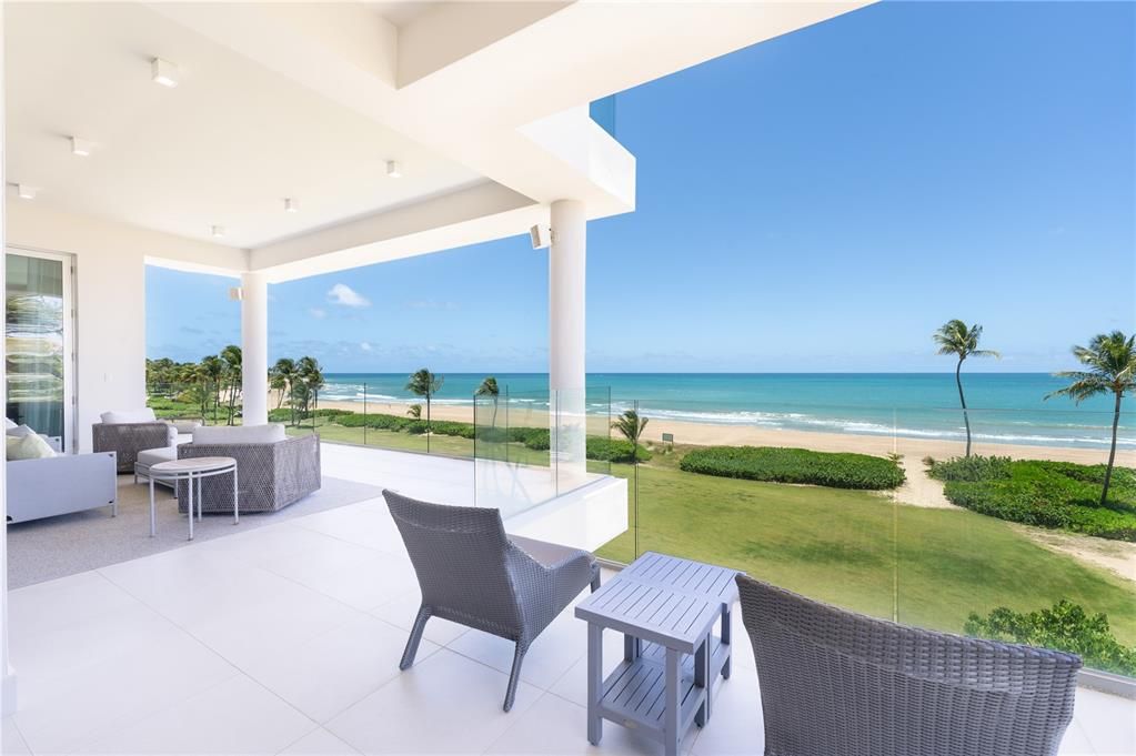 Outdoor Terrace and ocean front view