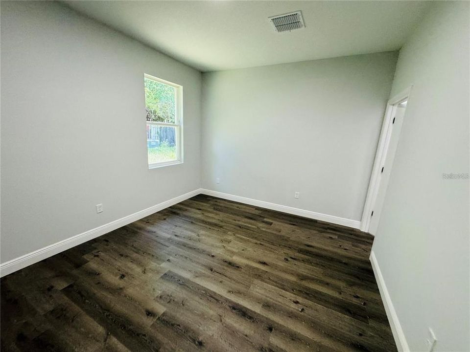For Rent: $2,097 (4 beds, 2 baths, 1636 Square Feet)