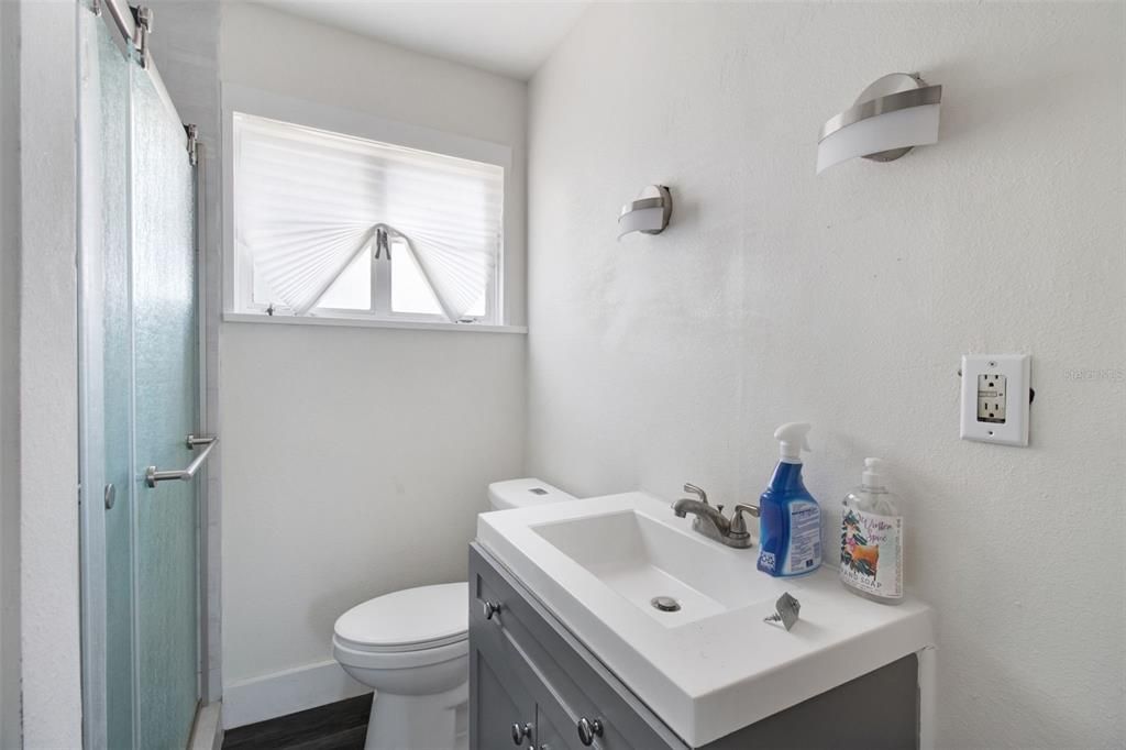 Active With Contract: $299,900 (4 beds, 2 baths, 1296 Square Feet)