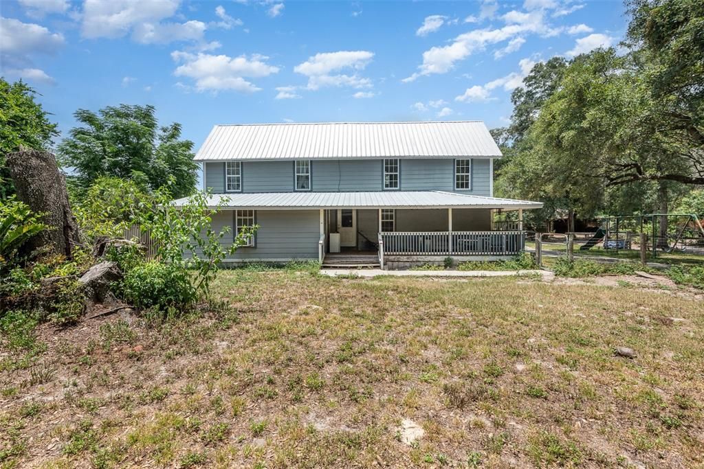 For Sale: $500,000 (4 beds, 2 baths, 1965 Square Feet)