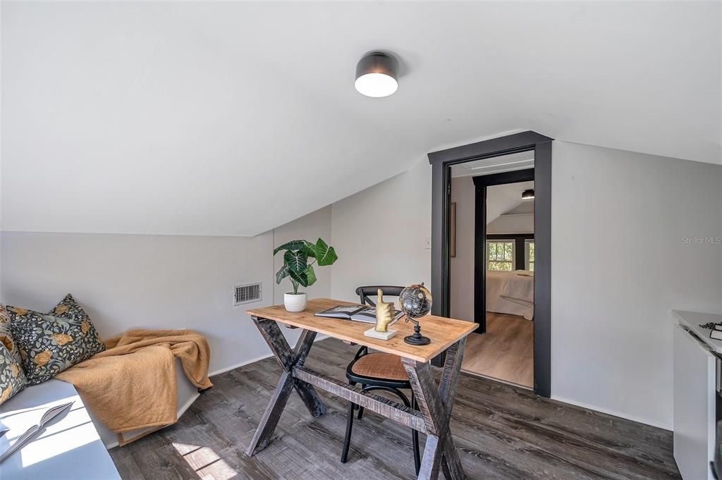 Active With Contract: $1,225,000 (3 beds, 2 baths, 1668 Square Feet)