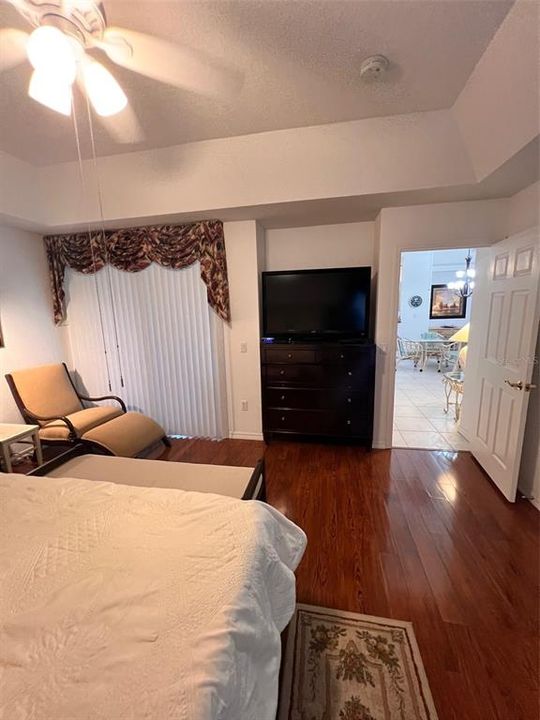 For Rent: $3,800 (2 beds, 2 baths, 1730 Square Feet)