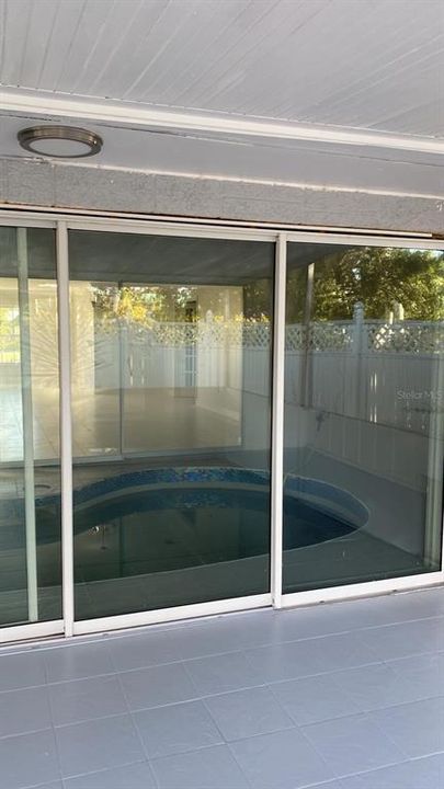 En Venta: $725,000 (4 camas, 3 baños, 2149 Pies cuadrados)