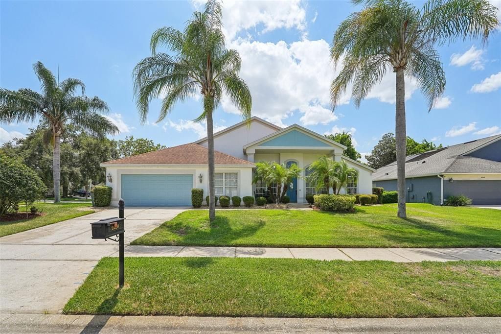 For Sale: $599,000 (4 beds, 2 baths, 2527 Square Feet)